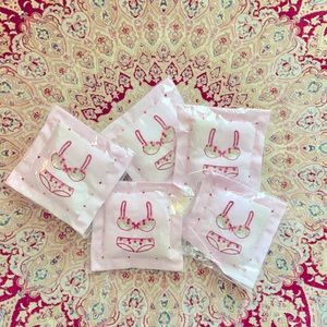 COPY - NWT: Fragrant Sachet